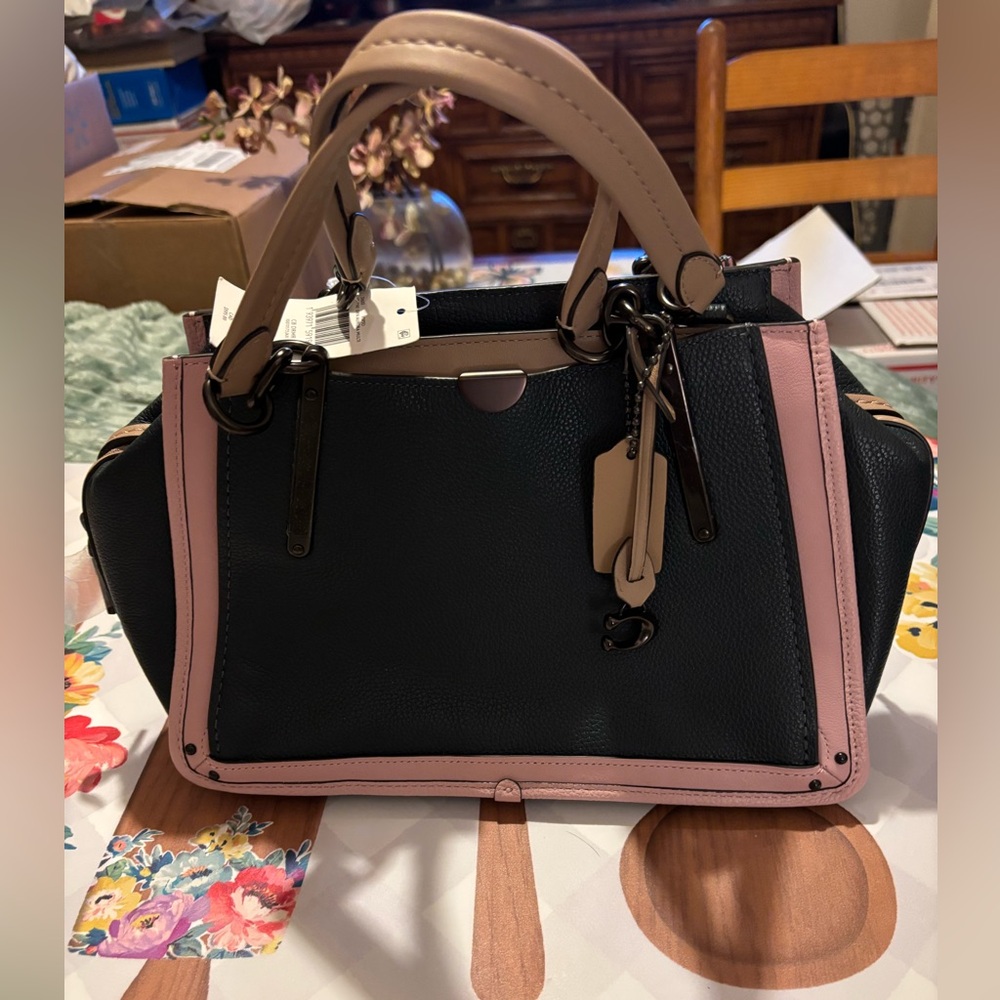 Elegant pine green and Pink Women's Handbag coach large dreamer.